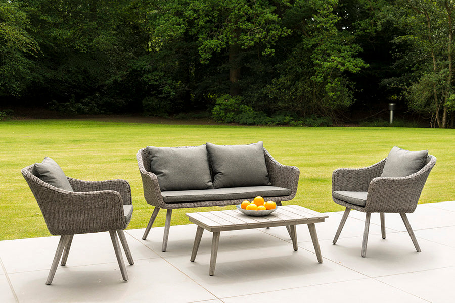Alexander Rose Old England Garden Furniture Collection