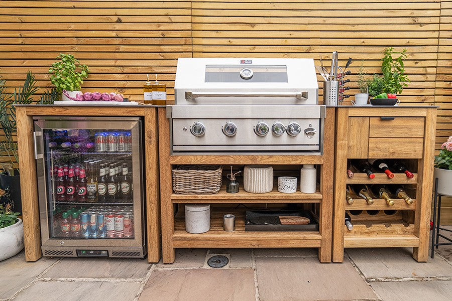 Small Outdoor Kitchens