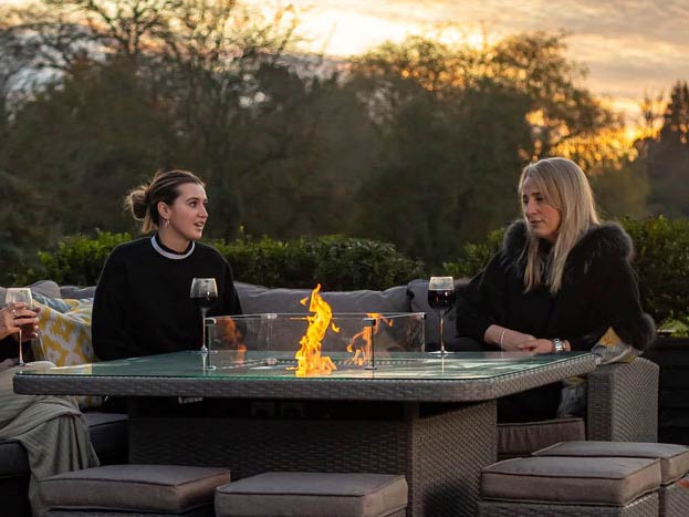 Garden Furniture & Outdoor Patio Furniture