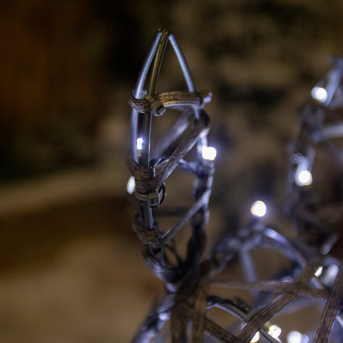 Pre-Lit Christmas Reindeer - 98CM Grey Weave Light Up Doe with 230 White LEDs