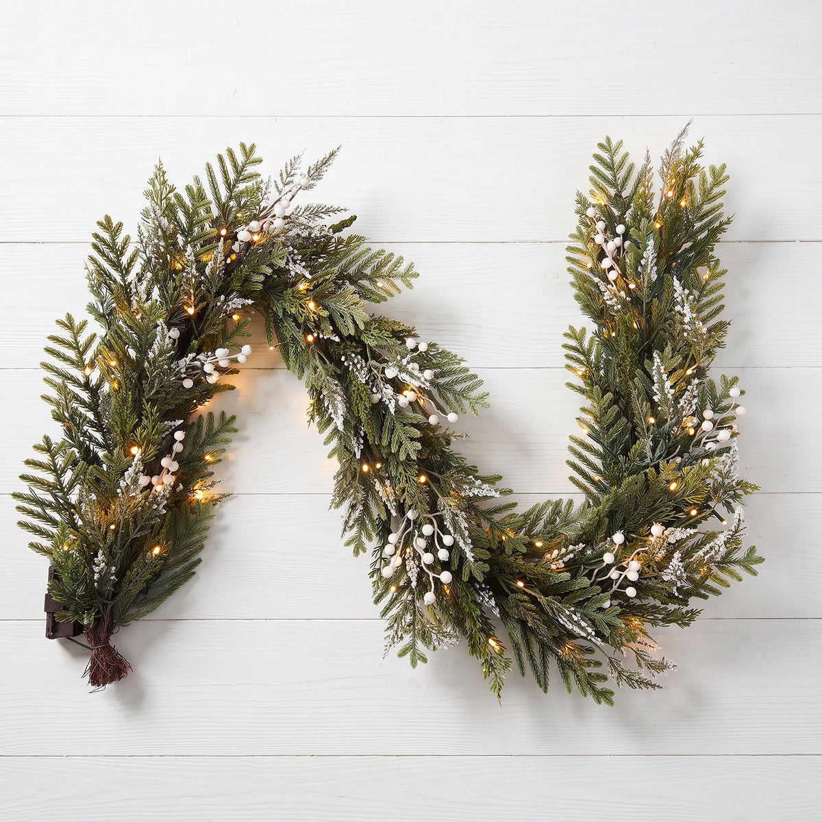 The Christmas Centre Frosted Pine 6ft (180cm) Prelit Christmas Garland with Warm White Battery Operated LED Lights