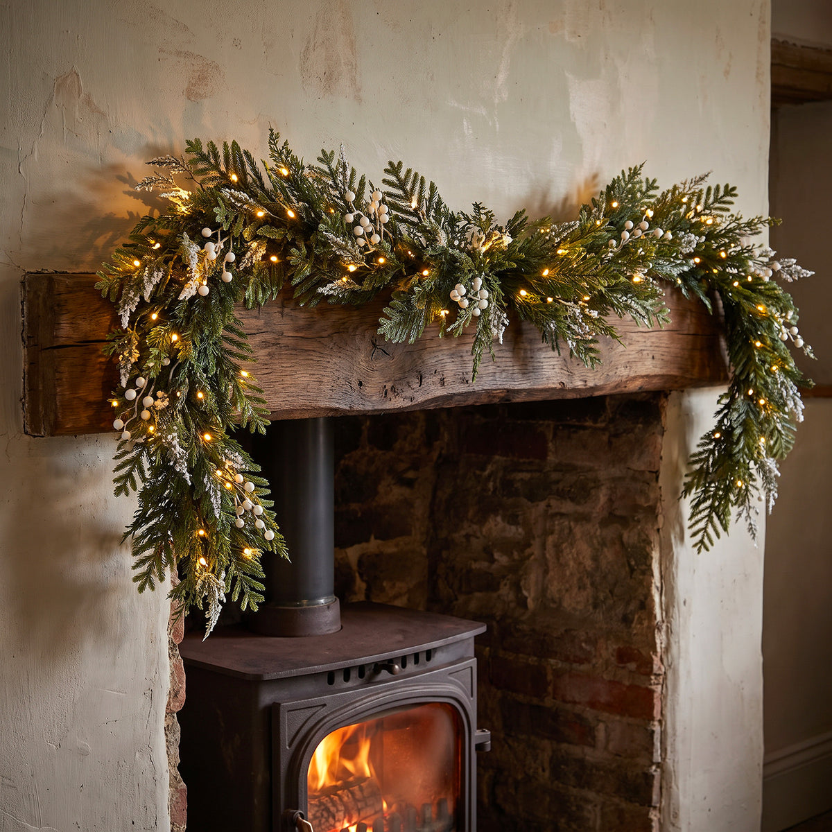 The Christmas Centre Frosted Pine 6ft (180cm) Prelit Christmas Garland with Warm White Battery Operated LED Lights