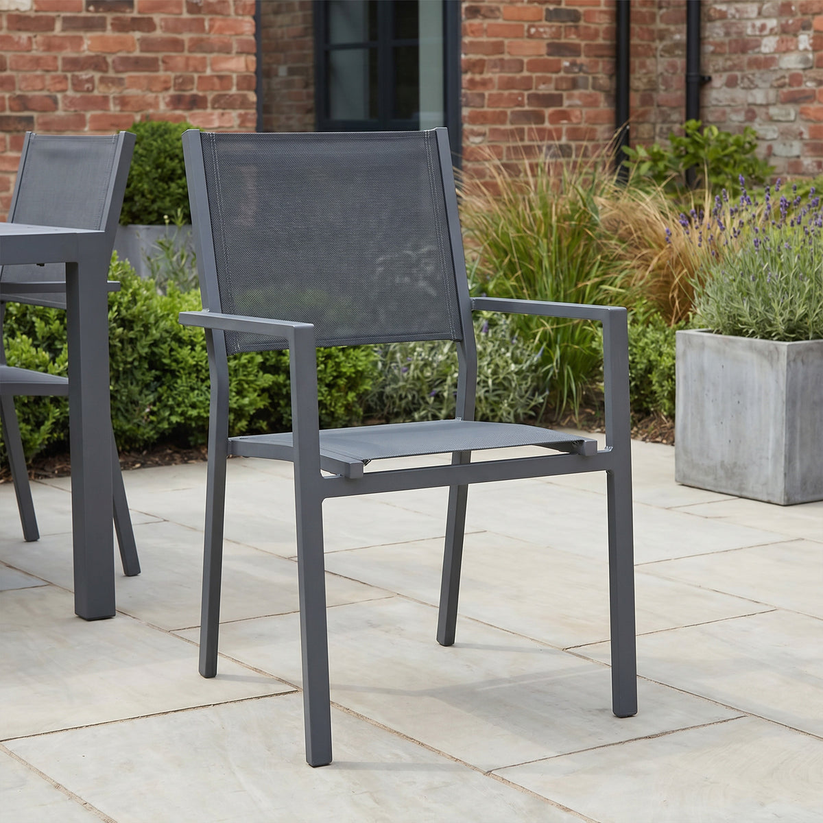 Bracken Outdoors Byron 8 Seat Rectangular Extending Dining Aluminium Garden Furniture Set