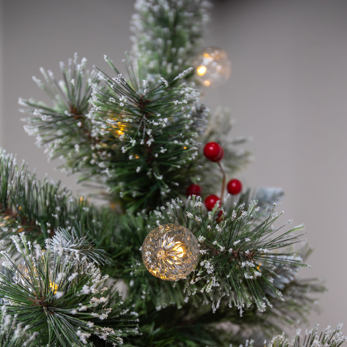 Beaumont Artificial Pre-Lit Frosty PVC Mixed Christmas Tree 6.5FT, 7.5FT
