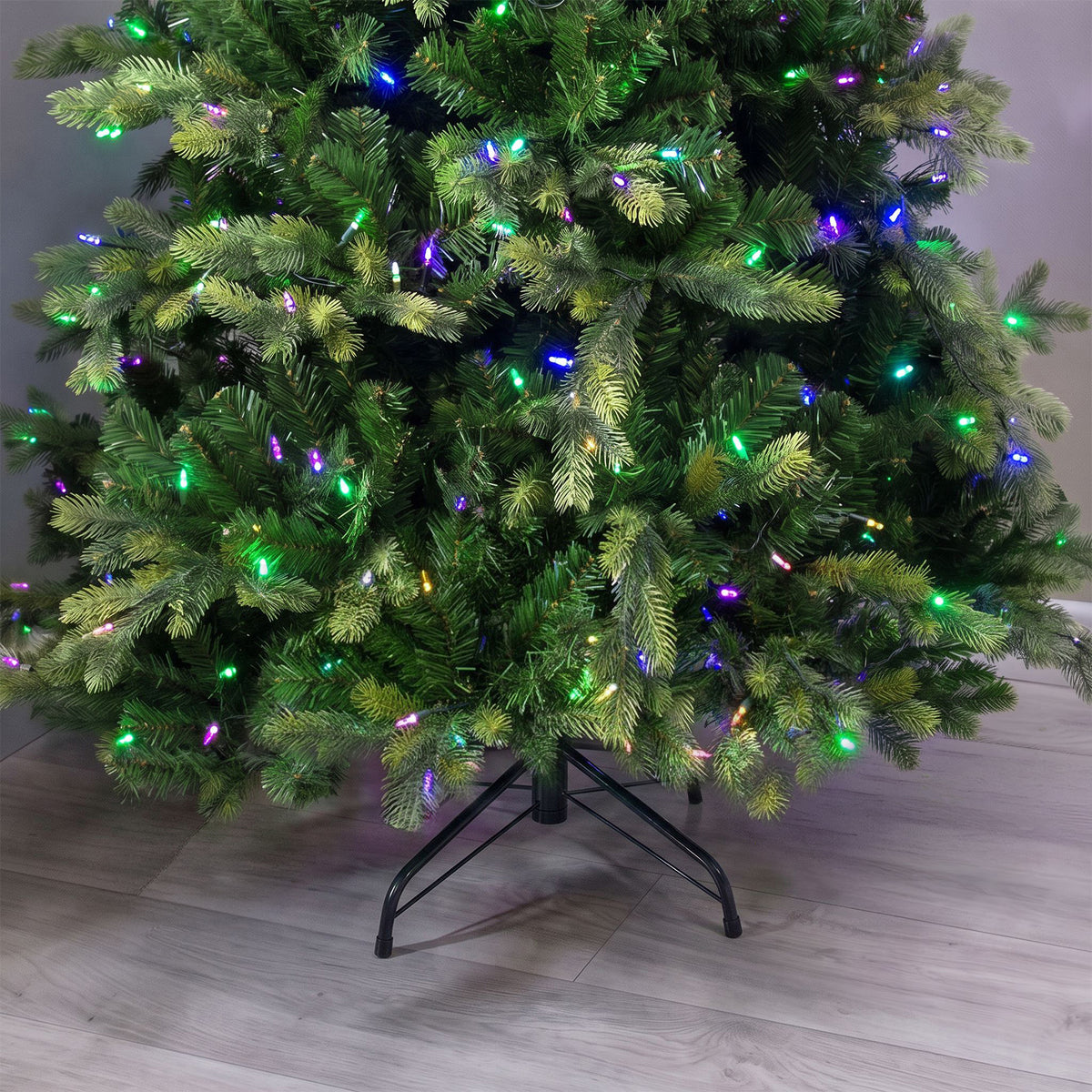 Warwick Artificial Pre-Lit Green PE/PVC Christmas Tree 6.5FT, 7.5FT