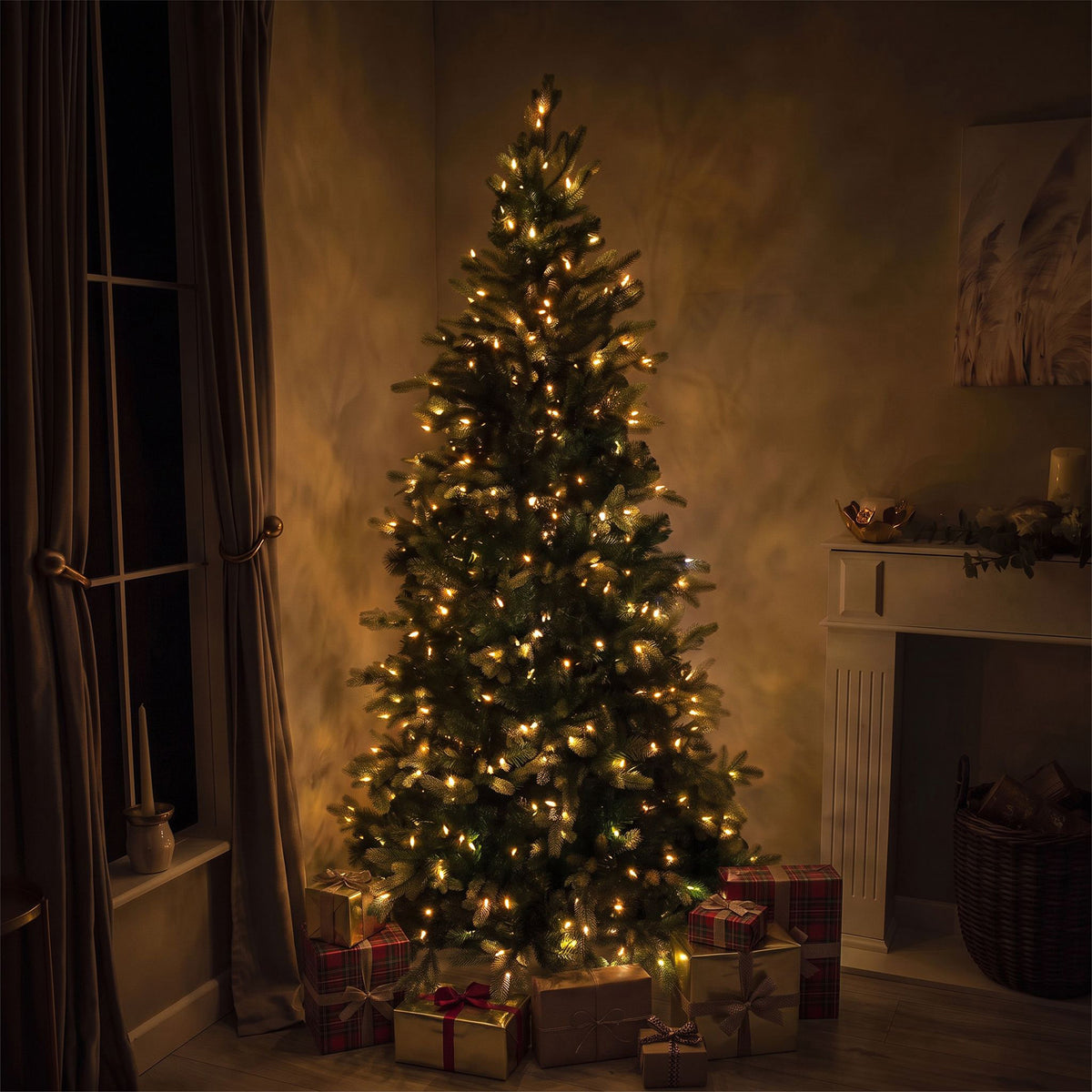 Warwick Artificial Pre-Lit Green PE/PVC Christmas Tree 6.5FT, 7.5FT
