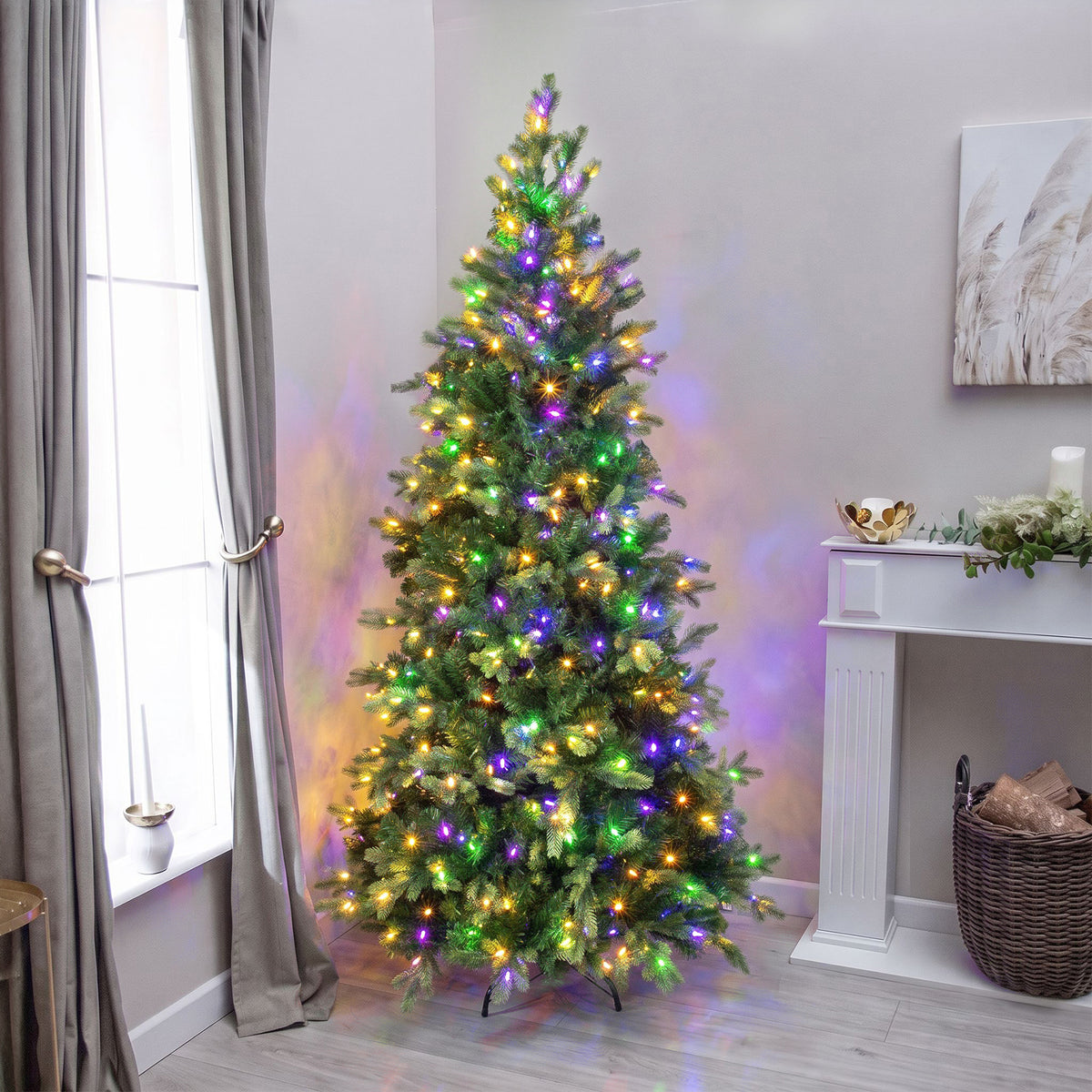 Warwick Artificial Pre-Lit Green PE/PVC Christmas Tree 6.5FT, 7.5FT