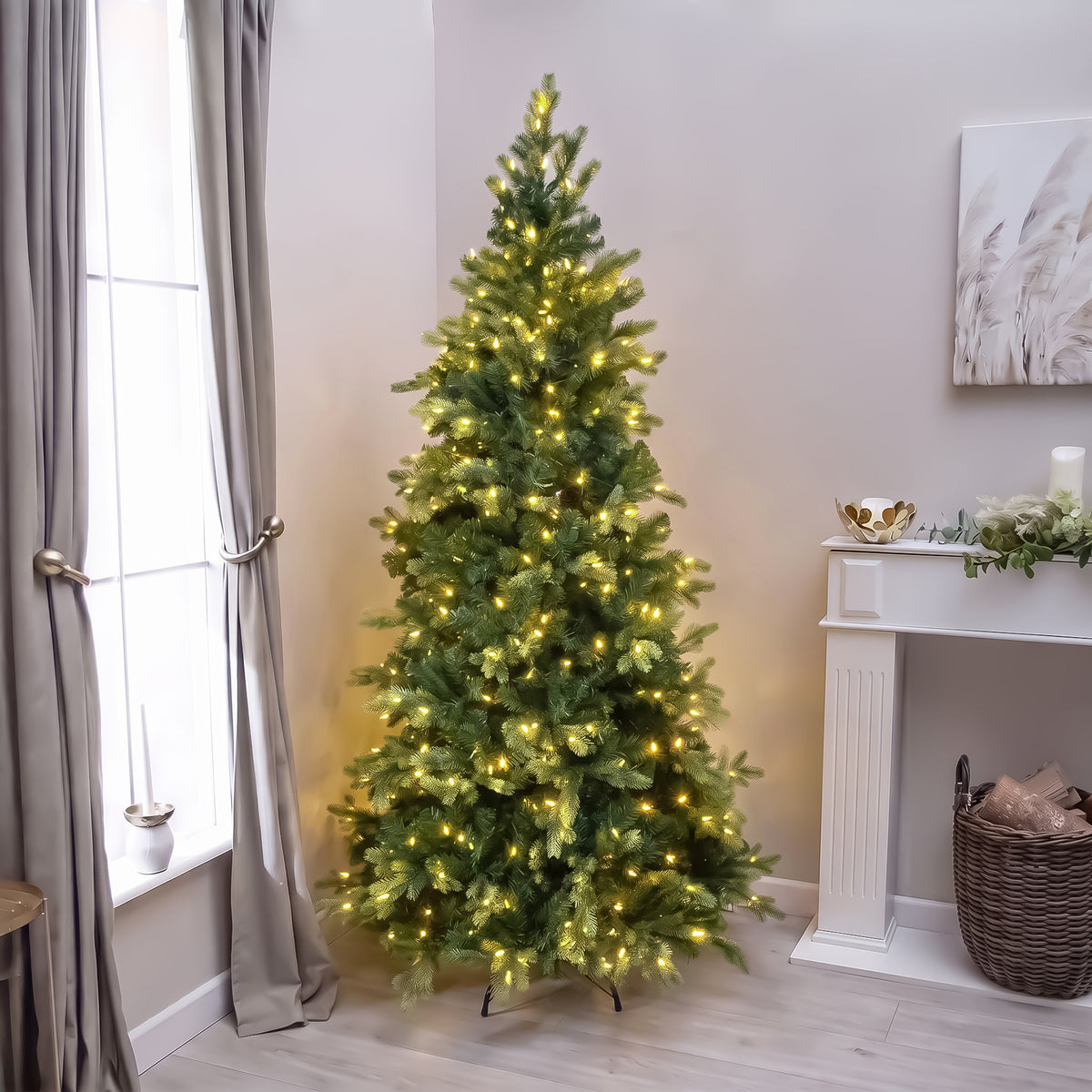Warwick Artificial Pre-Lit Green PE/PVC Christmas Tree 6.5FT, 7.5FT