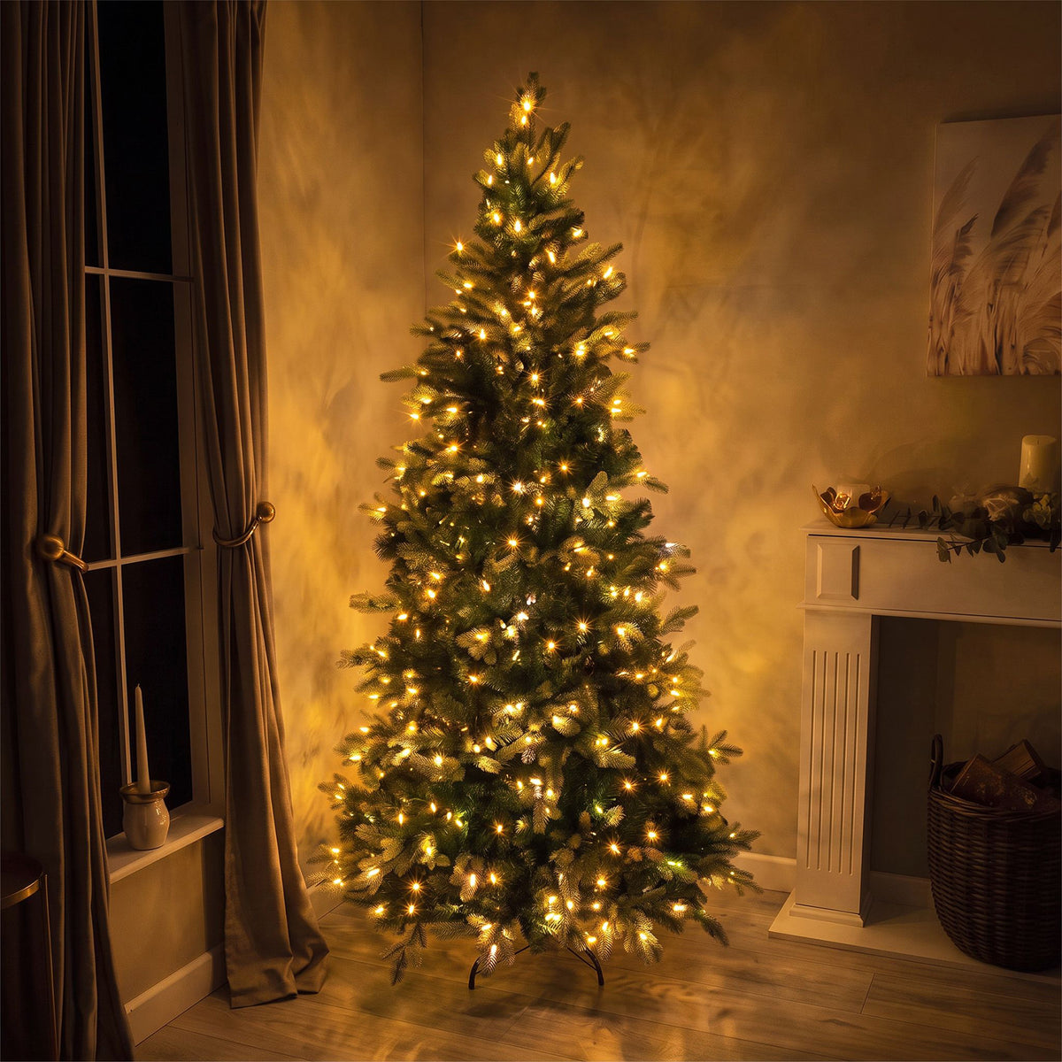 Warwick Artificial Pre-Lit Green PE/PVC Christmas Tree 6.5FT, 7.5FT