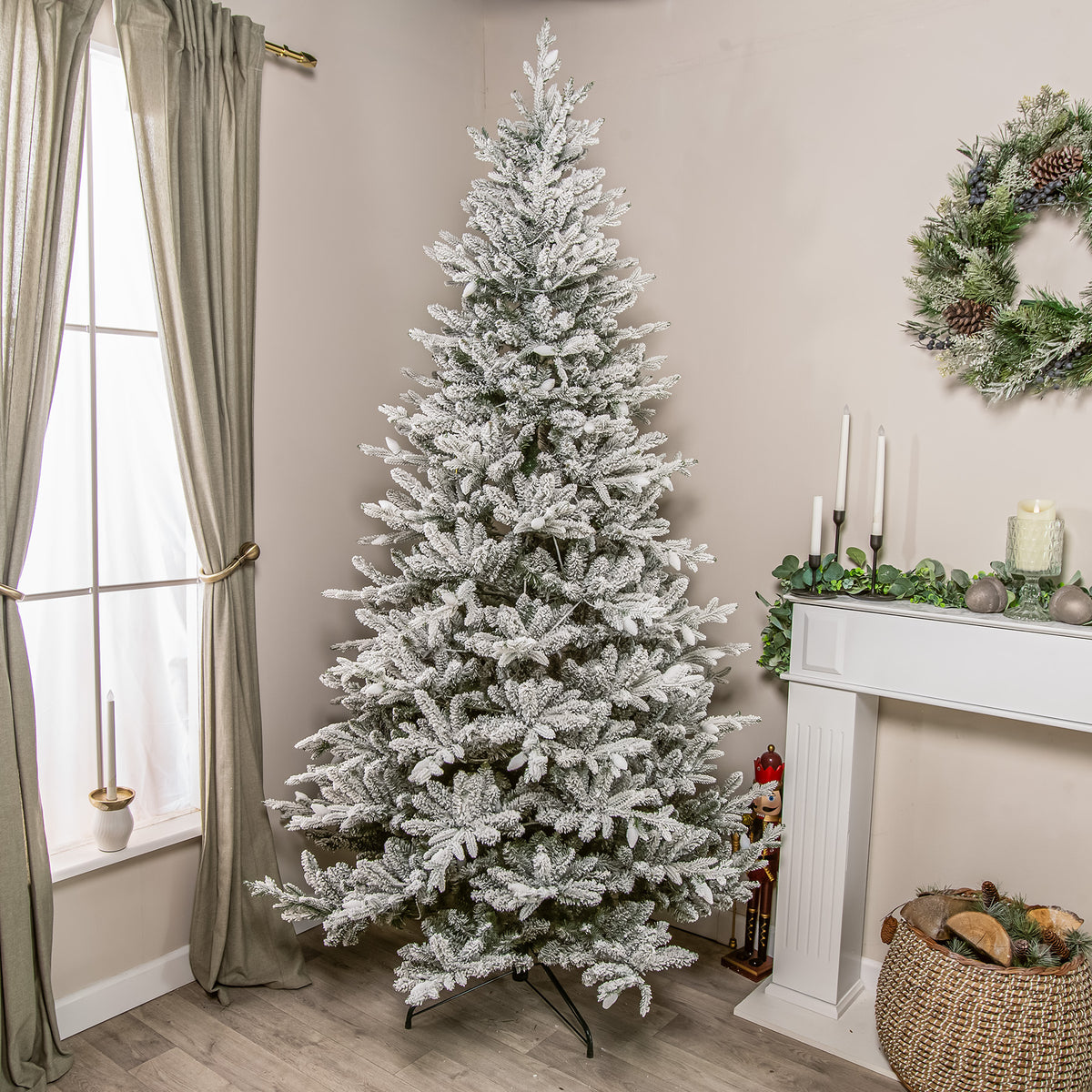 Highgrove Artificial Pre-Lit PE Christmas Tree 6.5FT, 7.5FT