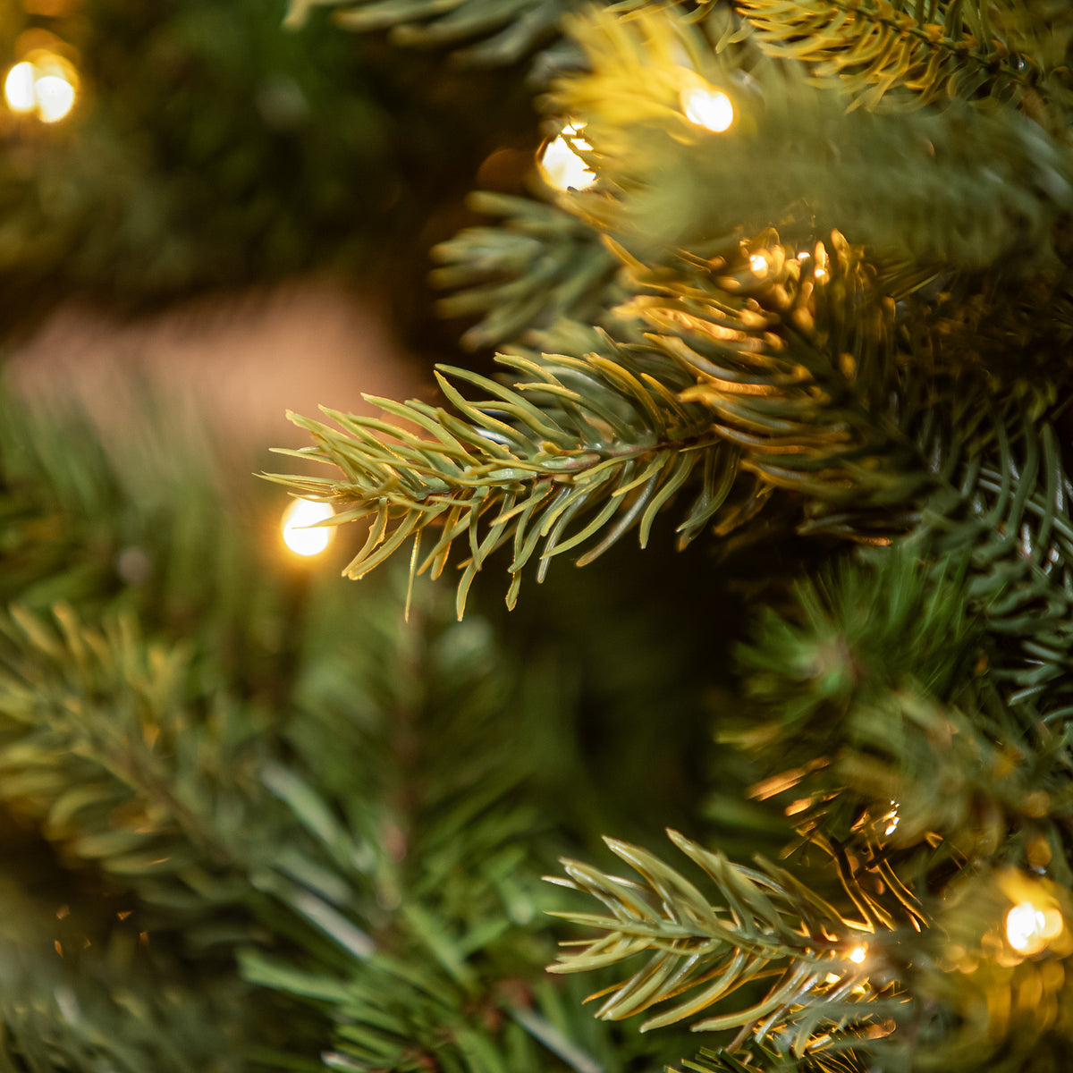 Canterbury Pre-Lit Artificial PE Christmas Tree 6.5FT, 7.5FT