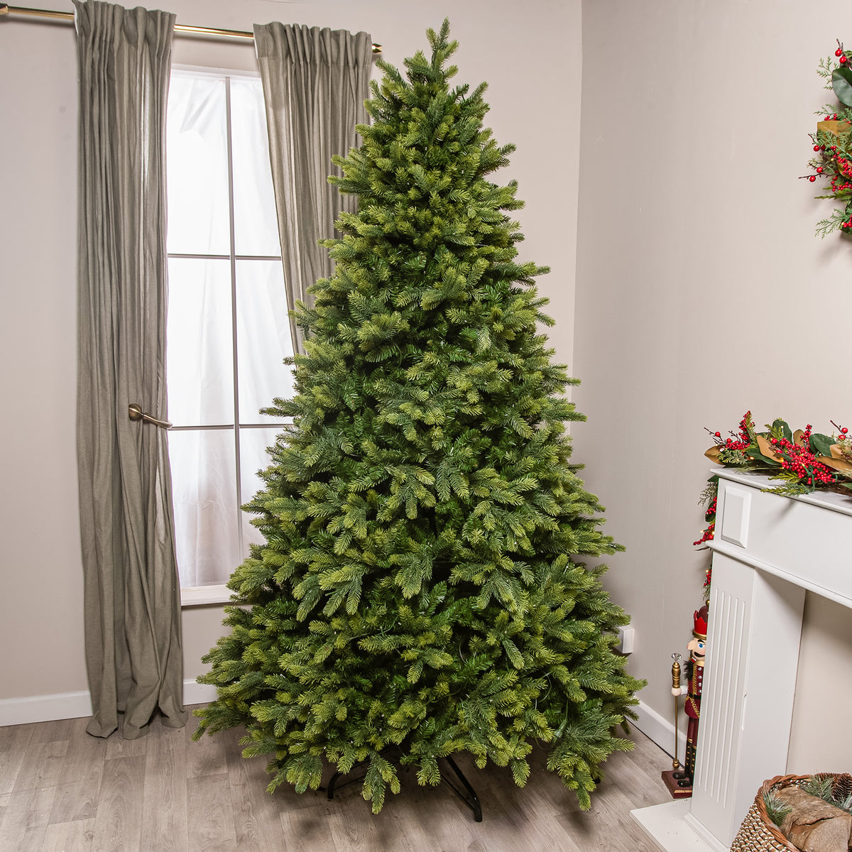 Canterbury Pre-Lit Artificial PE Christmas Tree 6.5FT, 7.5FT