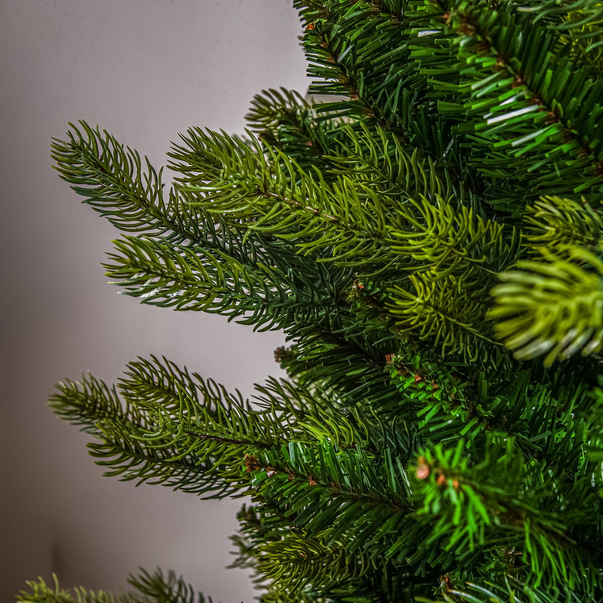 Canterbury Pre-Lit Artificial PE Christmas Tree 6.5FT, 7.5FT