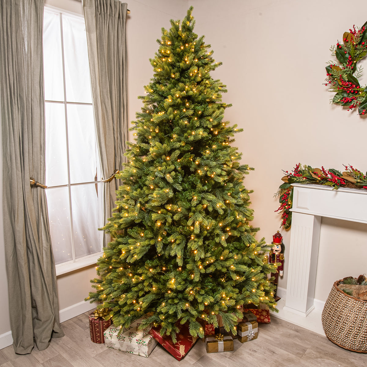 Canterbury Pre-Lit Artificial PE Christmas Tree 6.5FT, 7.5FT
