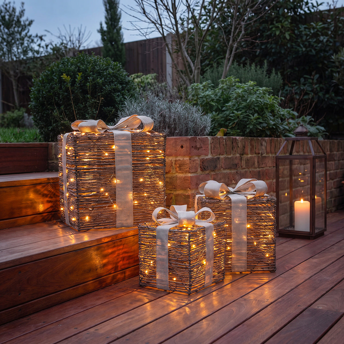 Pre-Lit Christmas Brown Vine Weave Set of 3 Presents with 3000 Warm White LED Micro-Lights