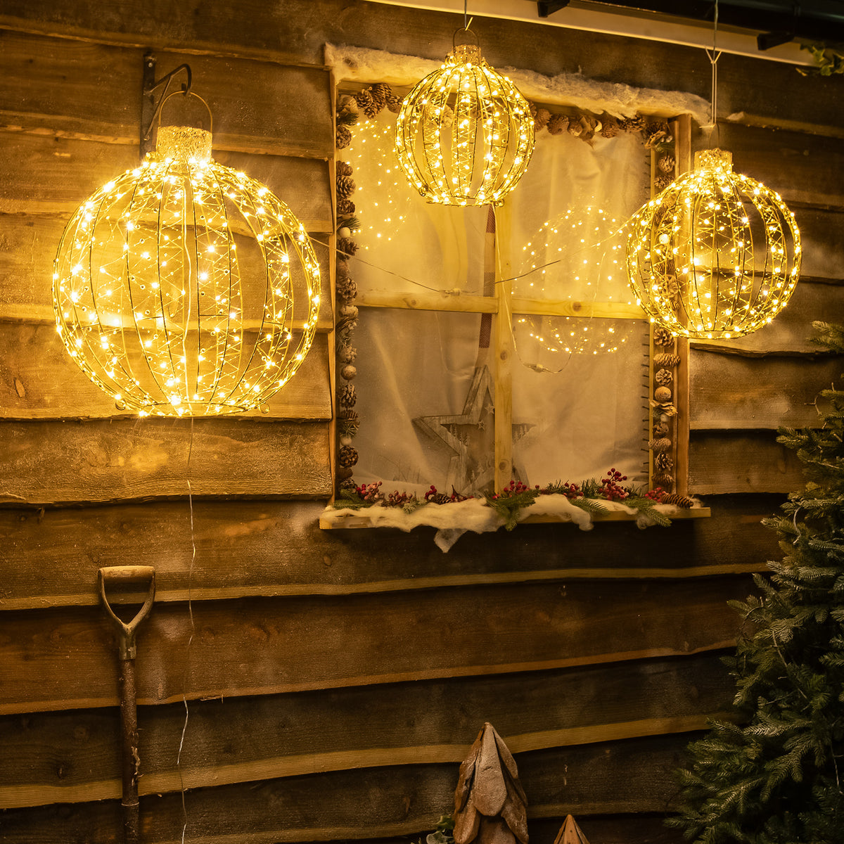 Pre-Lit Christmas Set of 3 Gold Light-Up Balls with 360 Warm White LED Lights