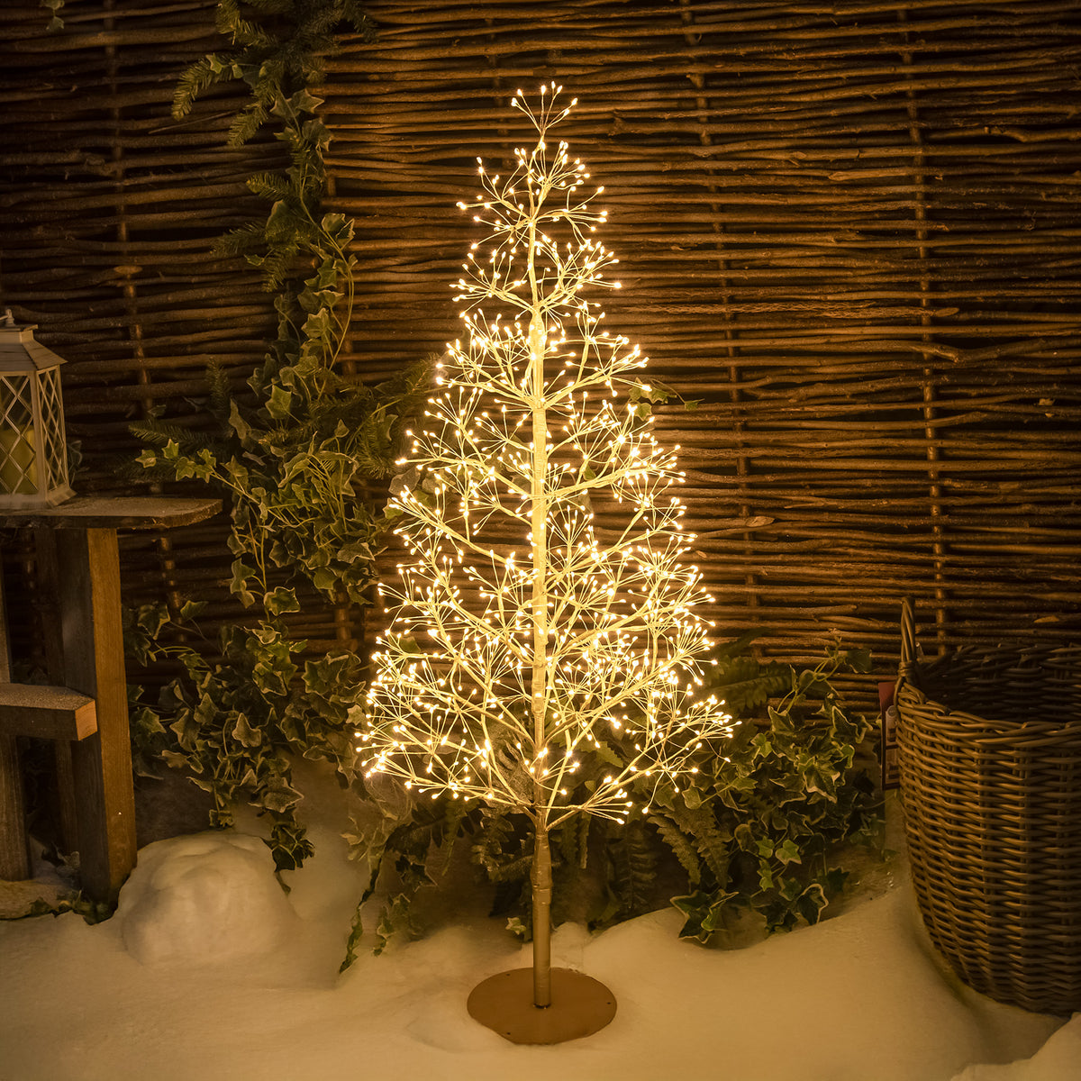 Pre-Lit Christmas Gold Wire Light-Up Tree 150cm with 1500 Warm White LEDs
