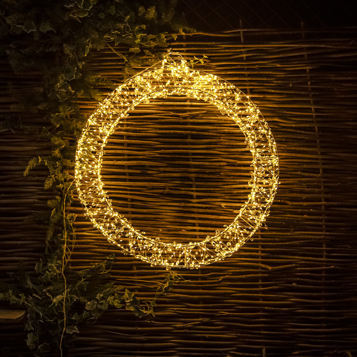 Pre-Lit Christmas Light-Up Silver Bauble 90cm with 800 Warm White LEDs