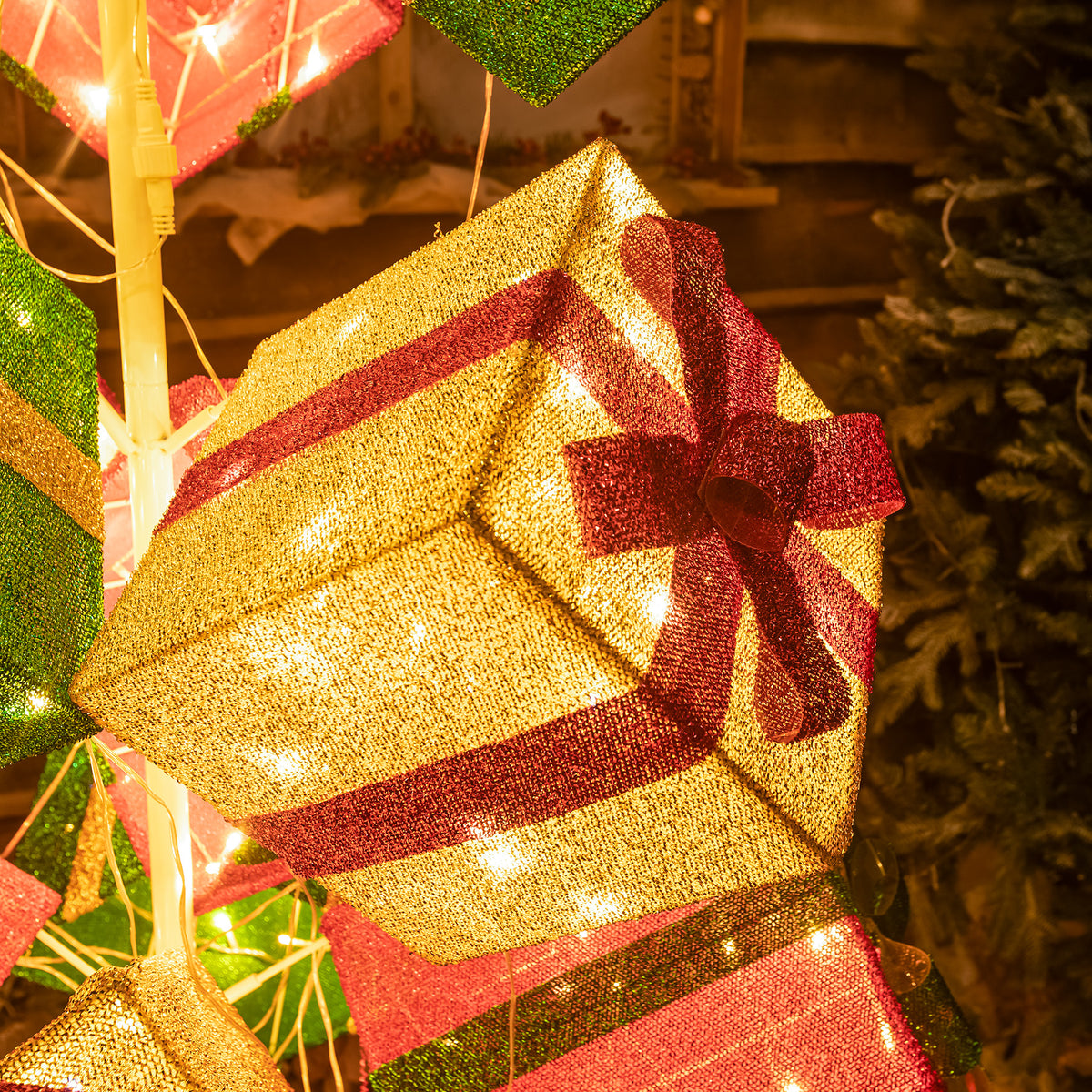 Pre-Lit Christmas Light-Up Stack of Presents 190cm with 544 White LEDs