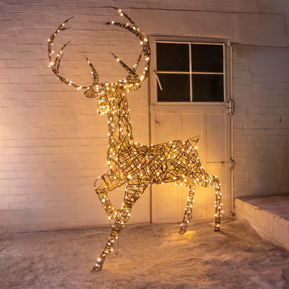 Christmas Reindeer Light - 2M Grey Weave Light Up Grand Stag with 350 White LEDs