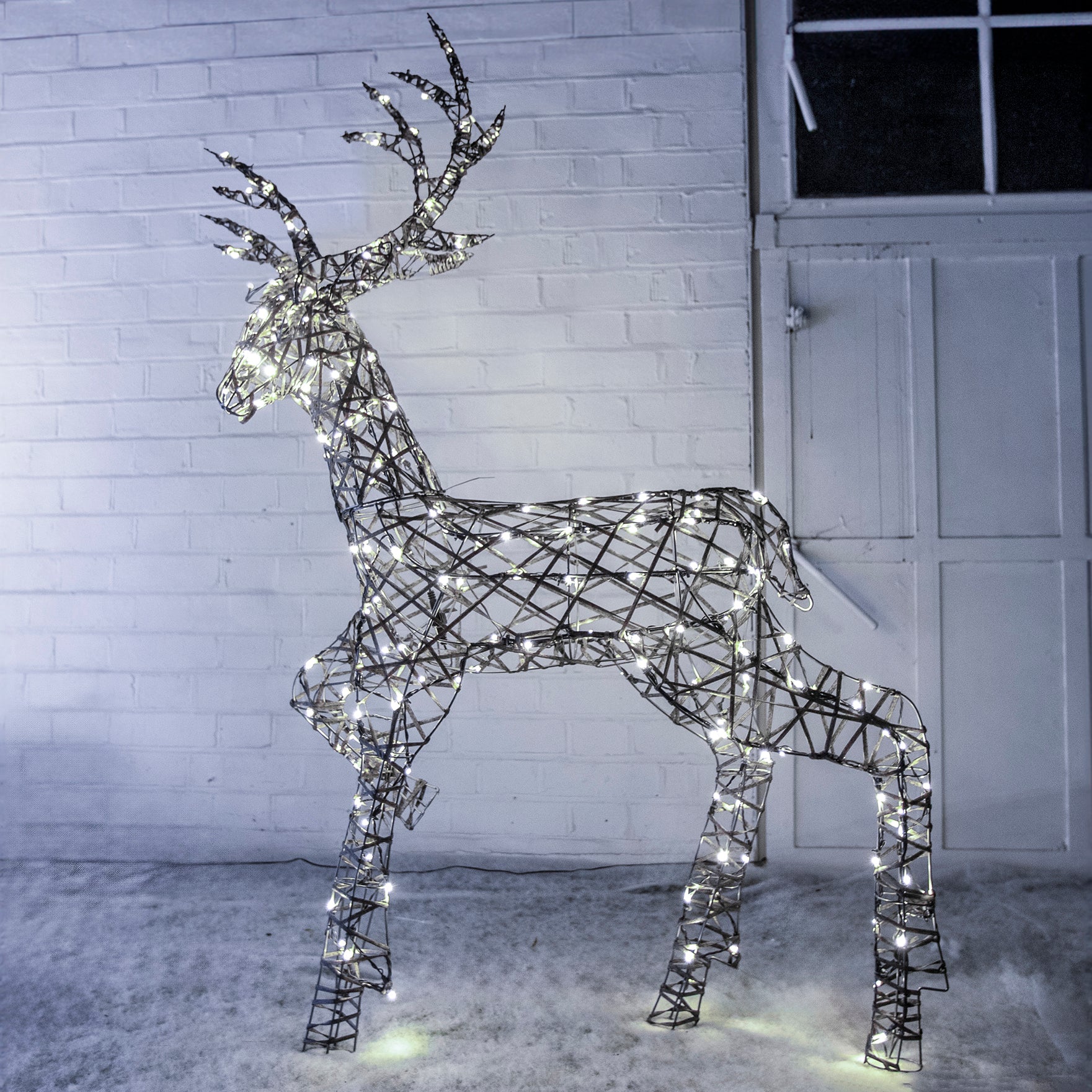 Outdoor Christmas Light Up Reindeers Garden Trends