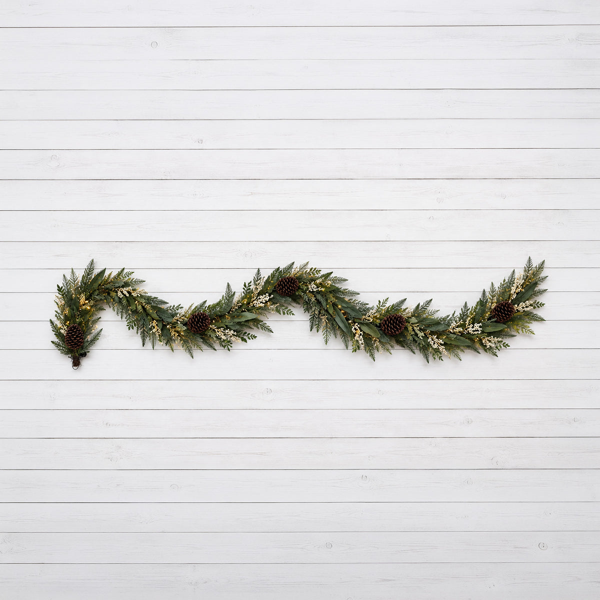 The Christmas Centre Winter Glow 9ft (270cm) Prelit Christmas Garland with Warm White Battery Operated LED Lights