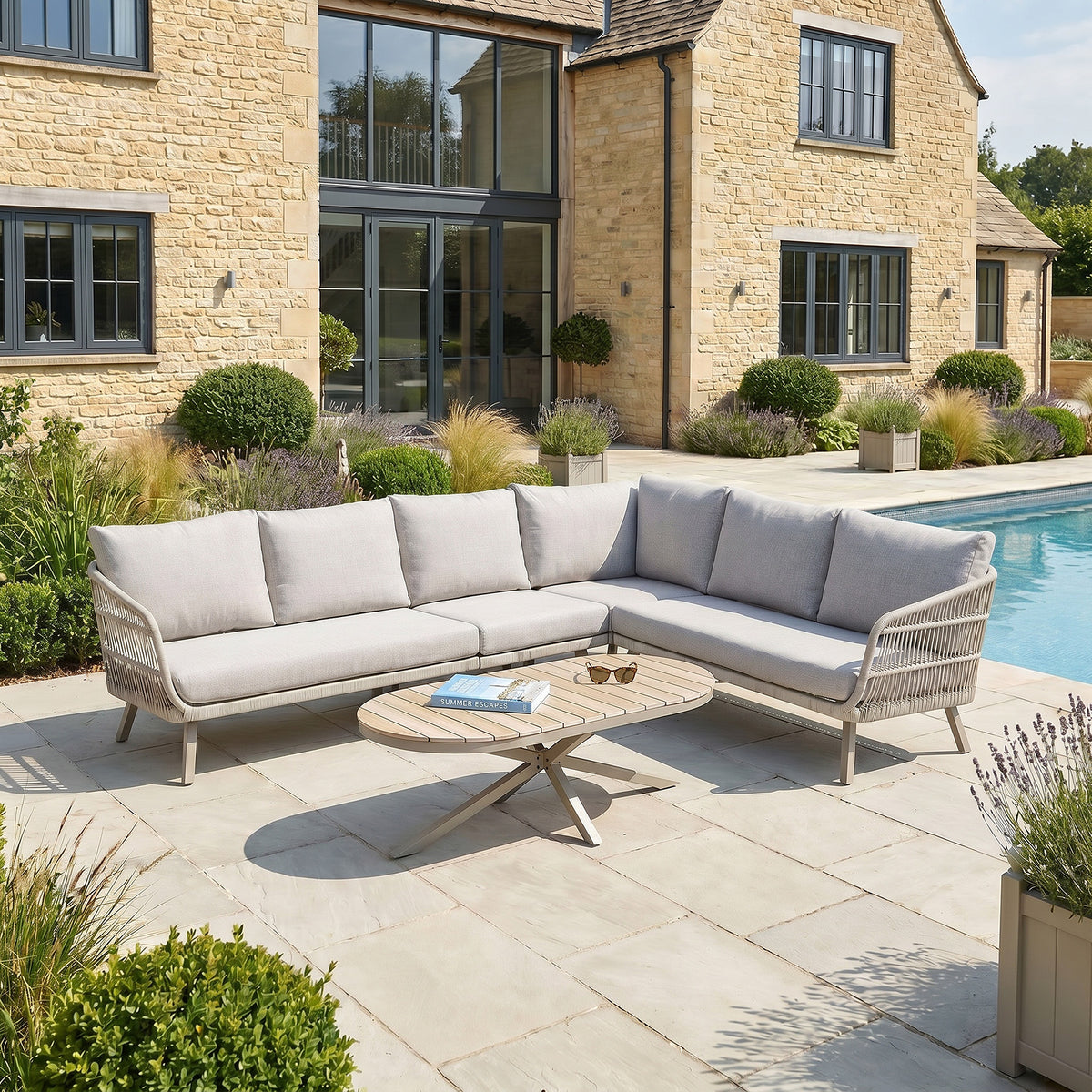 Bracken Outdoors Cadiz Weave Corner Sofa Rattan Garden Furniture Set with Coffee Table