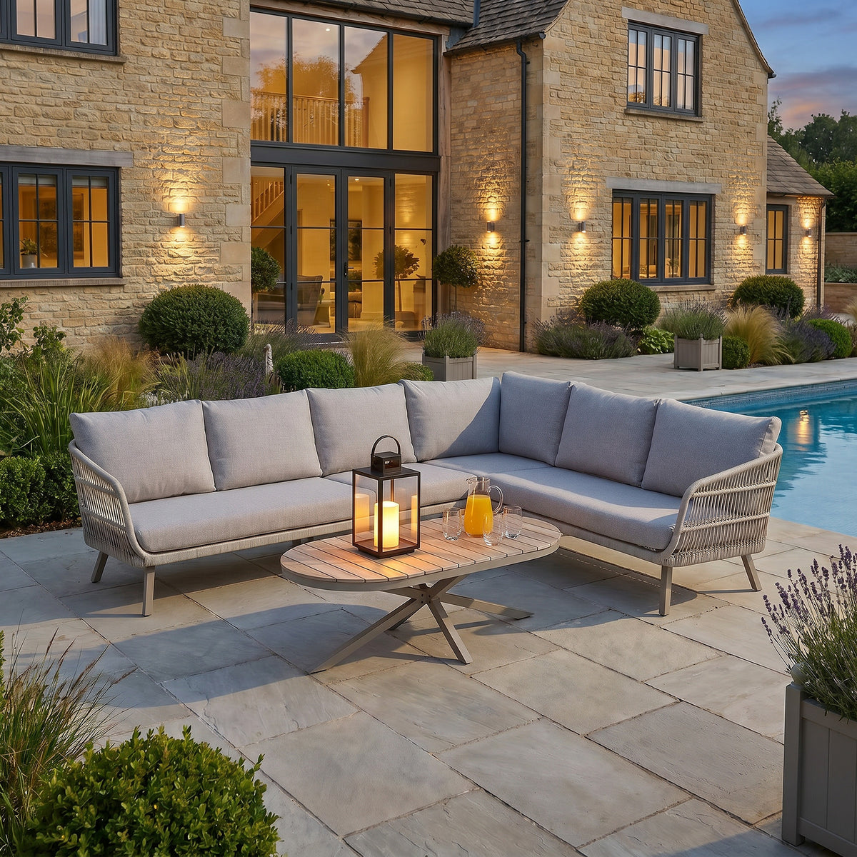Bracken Outdoors Cadiz Weave Corner Sofa Rattan Garden Furniture Set with Coffee Table