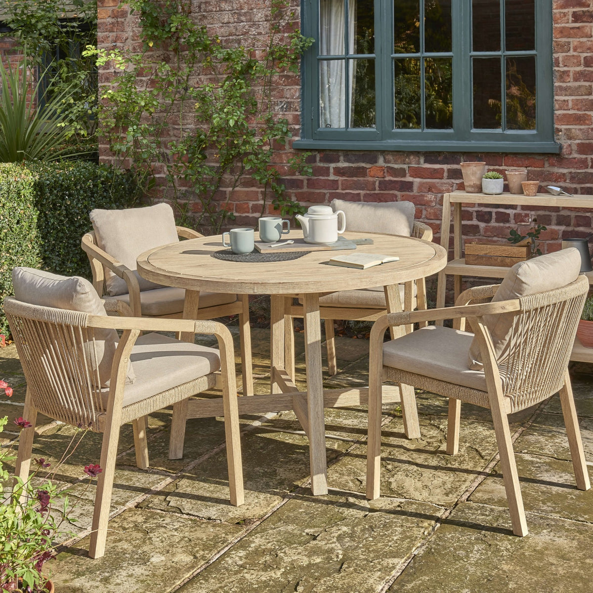 Kettler Cora Rope and Acacia Wood 4 Seat Round Garden Furniture Dining Set