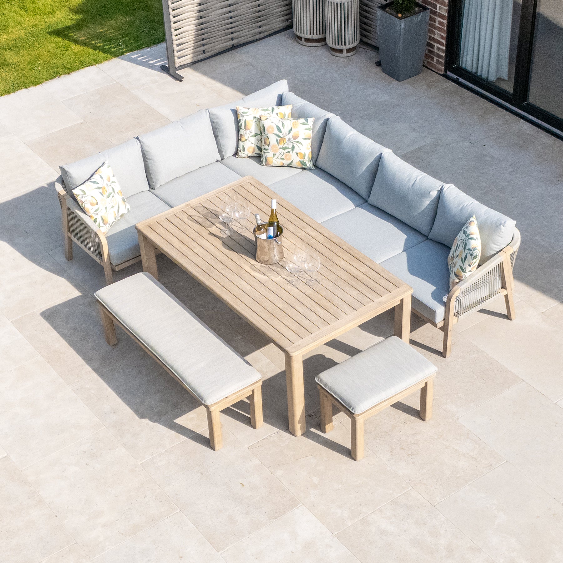 Bracken Outdoors Charlton Acacia Wood and Rope Garden Furniture
