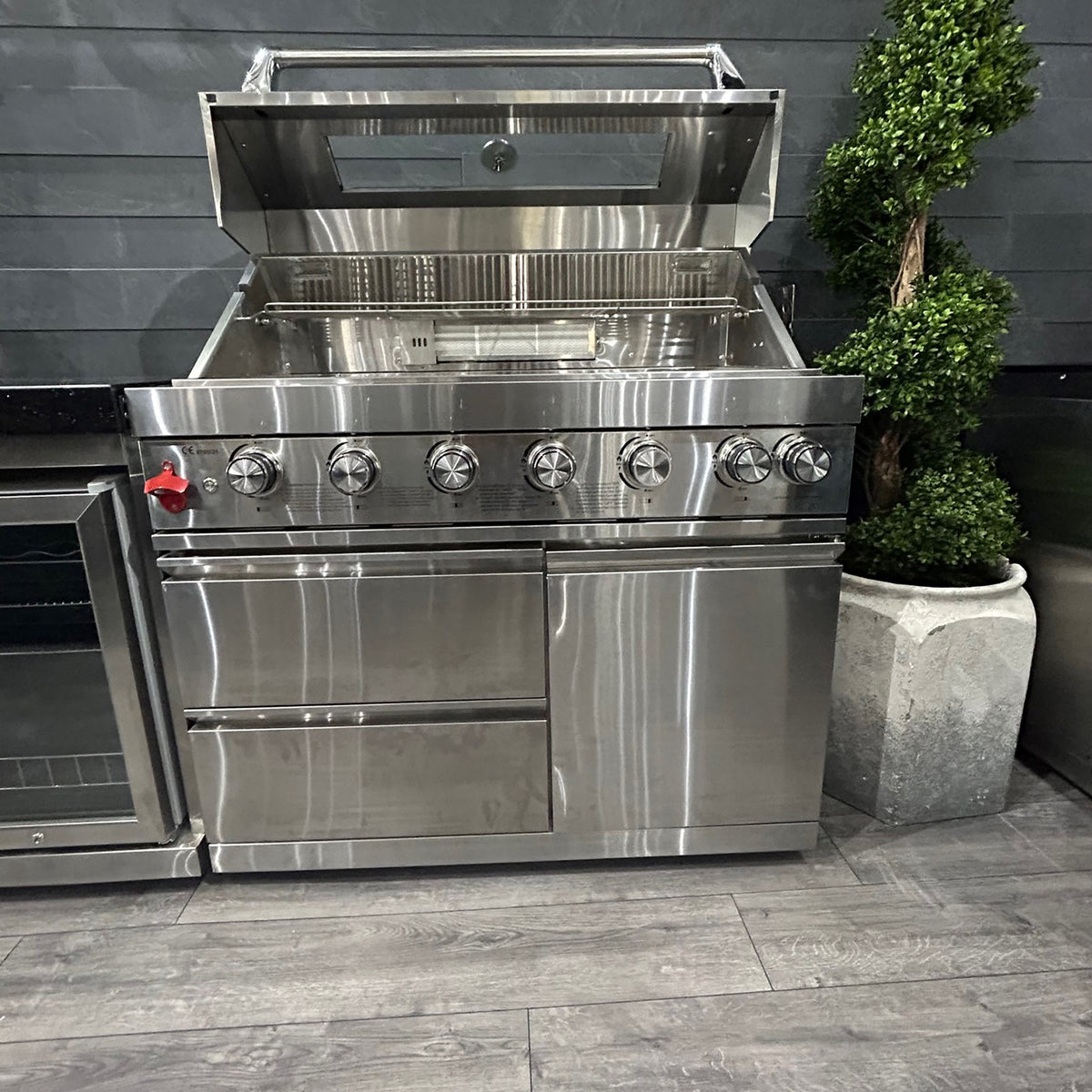 Ex Display Draco Grills 6 Burner Stainless Steel Outdoor Kitchen with Sink and Fridge Unit