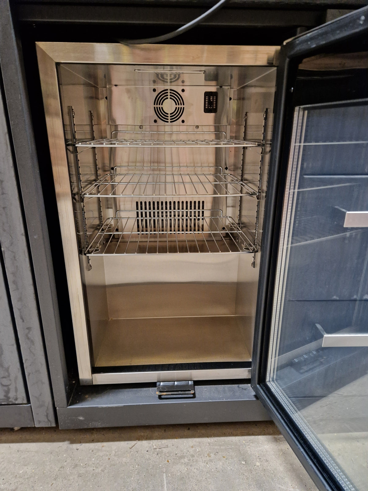 Ex Display Draco Grills Fusion 6 Burner Black Outdoor Kitchen with Single Fridge and Double Cupboard