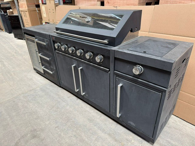 Ex Display Draco Grills Fusion 6 Burner Black Outdoor Kitchen with Side Burner and Single Fridge Unit