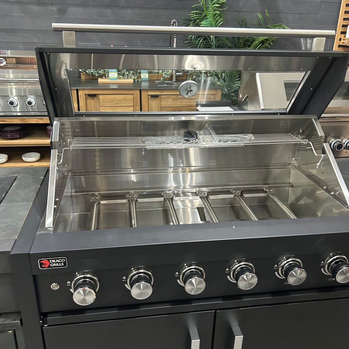 Ex Display Draco Grills Fusion 6 Burner Black Outdoor Kitchen with Side Burner, Double Fridge and Double Cupboard