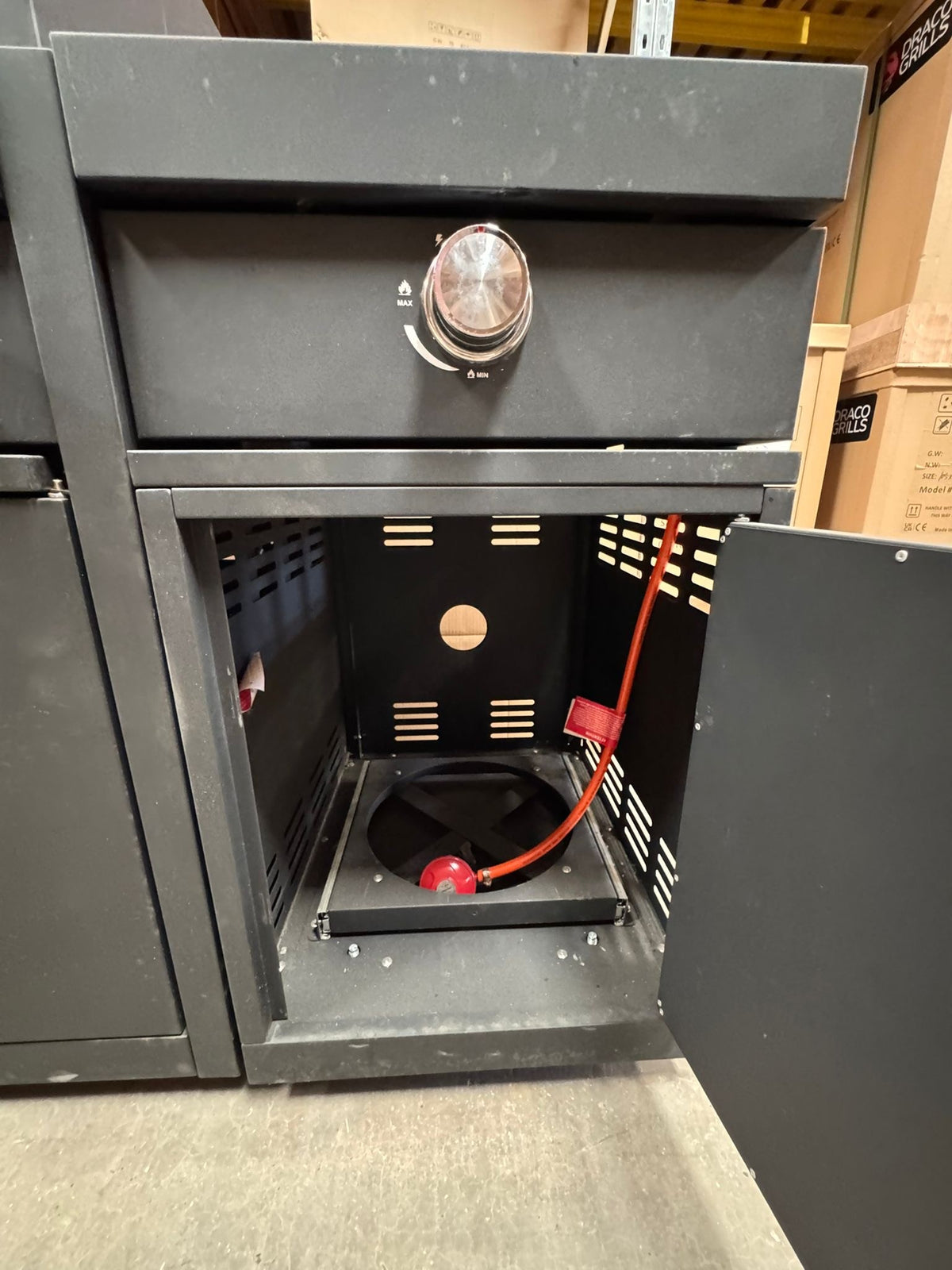Ex Display Draco Grills Fusion 6 Burner Black Outdoor Kitchen with Side Burner and Double Cupboard