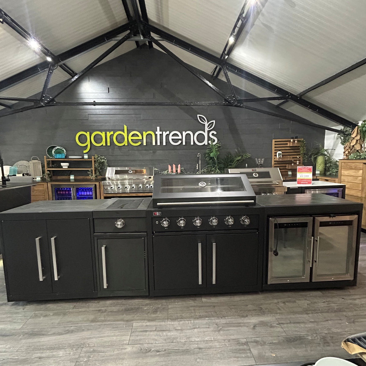 Ex Display Draco Grills Fusion 6 Burner Black Outdoor Kitchen with Side Burner, Double Fridge and Double Cupboard