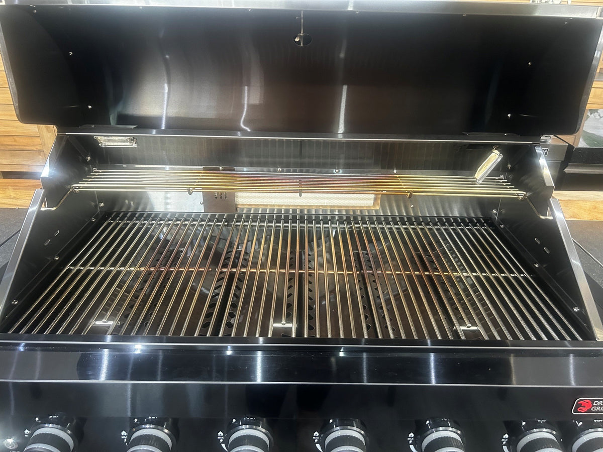 Ex Display Draco Grills Teak 6 Burner Outdoor Kitchen with Modular Double Fridge and Double Cupboard