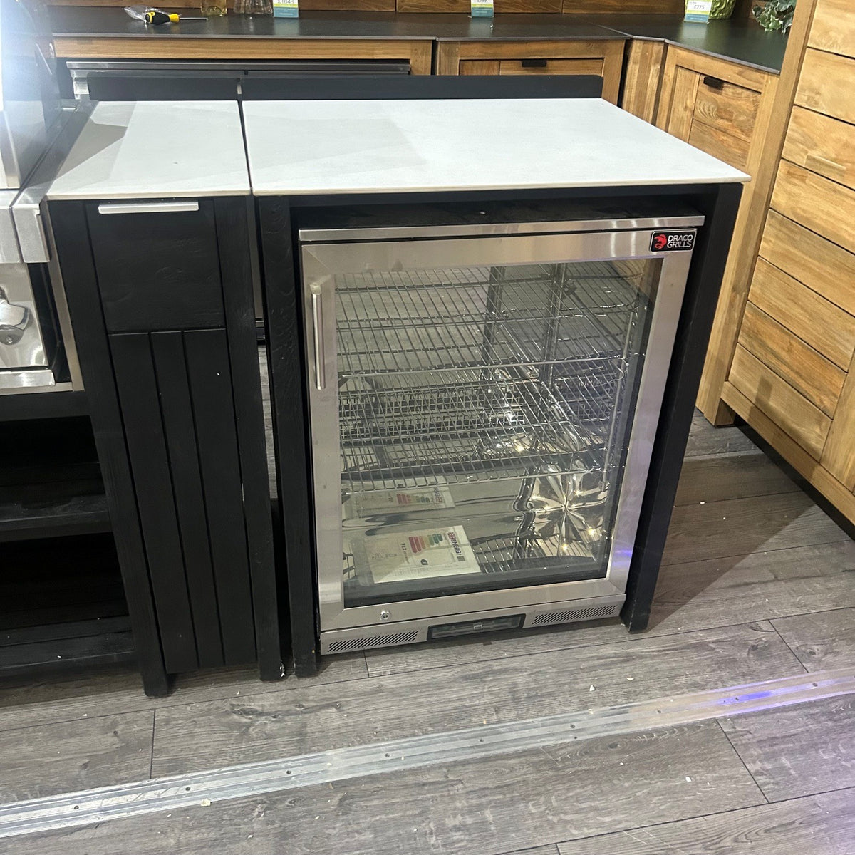 Ex Display Draco Grills Carbon Line Stainless Steel 4 Burner Barbecue with Fridge