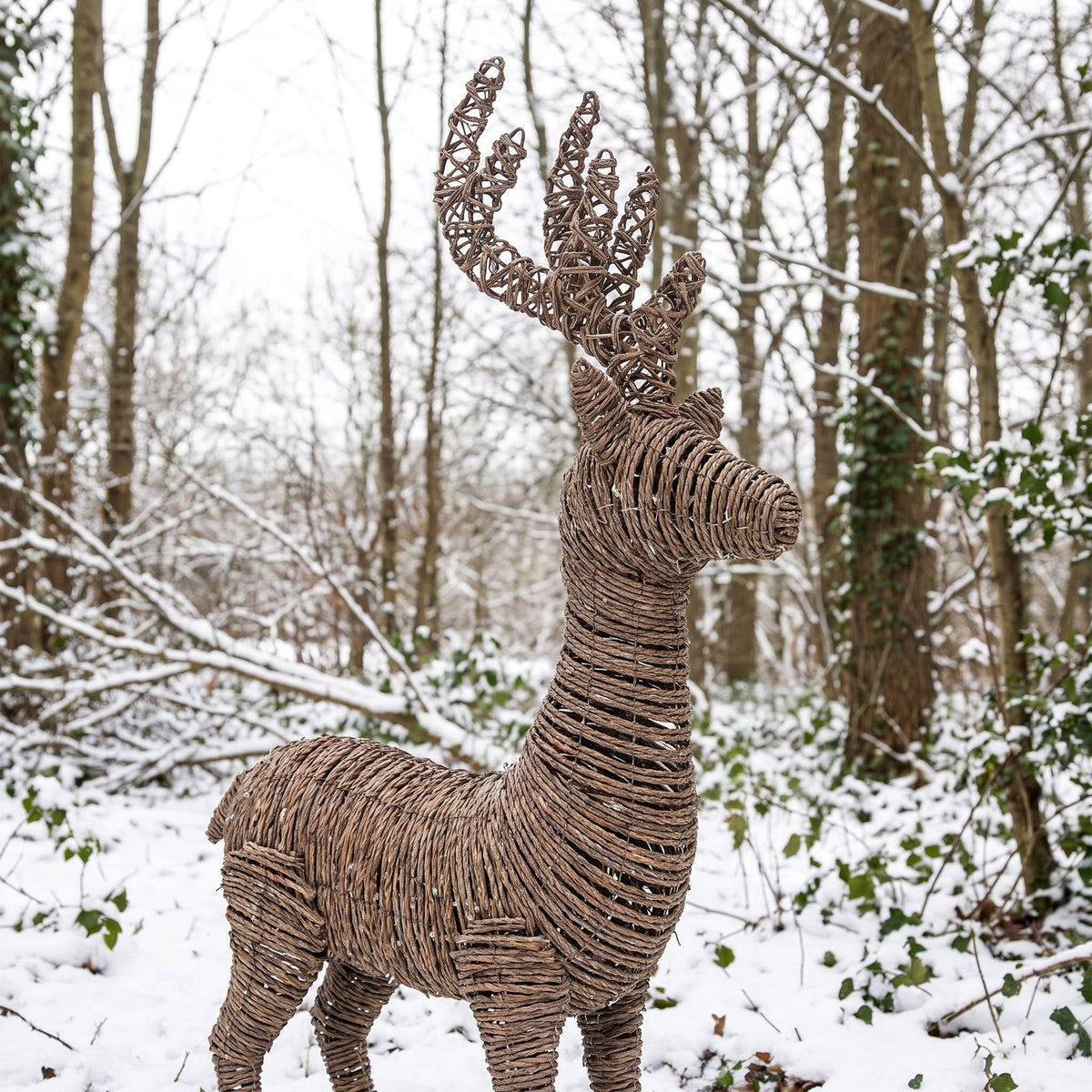 Pre-Lit Christmas Brown Vine Weave Standing Stag 104cm with 600 Warm White LED Lights