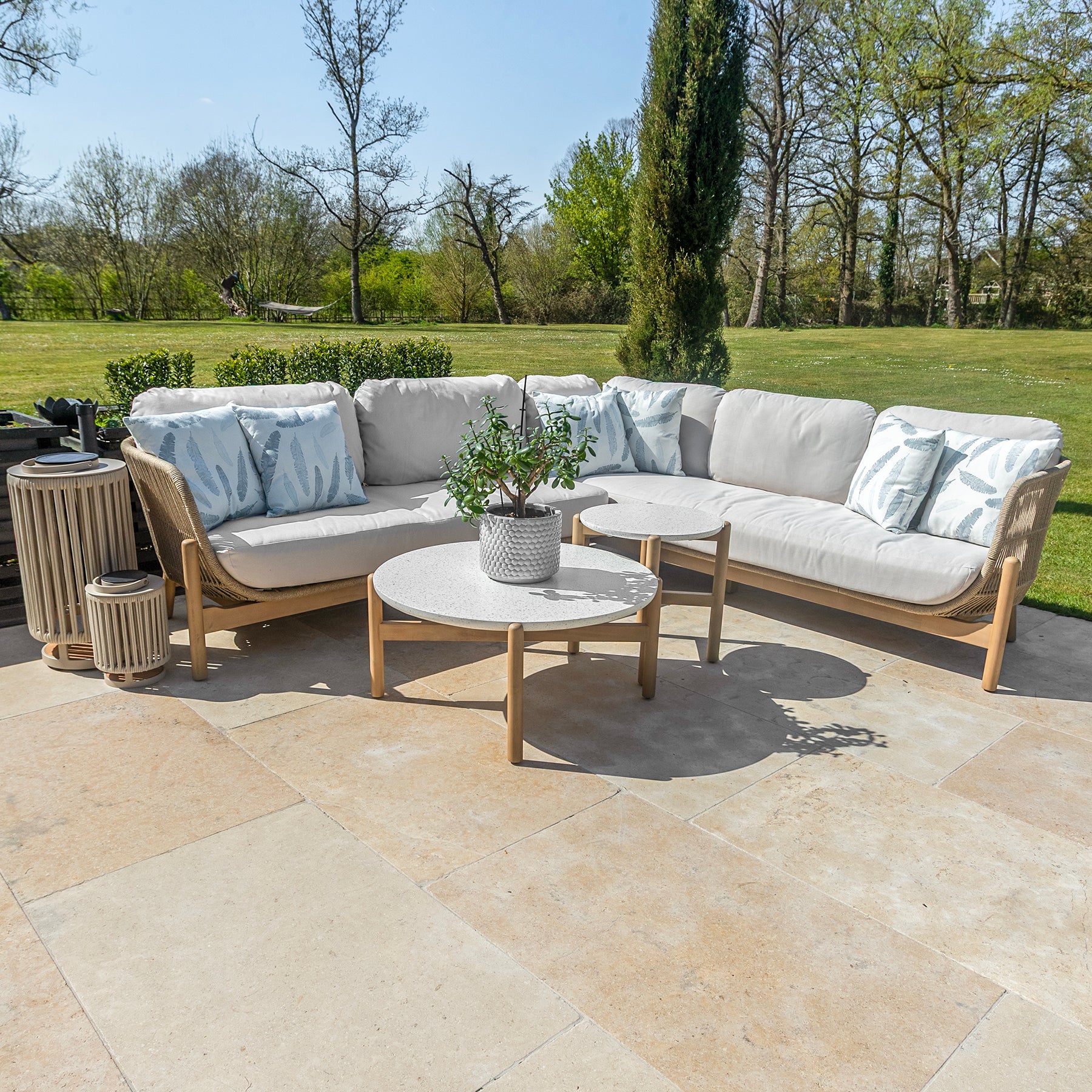 Bracken Outdoors Hampton Acacia Wood and Rope Square Corner Sofa