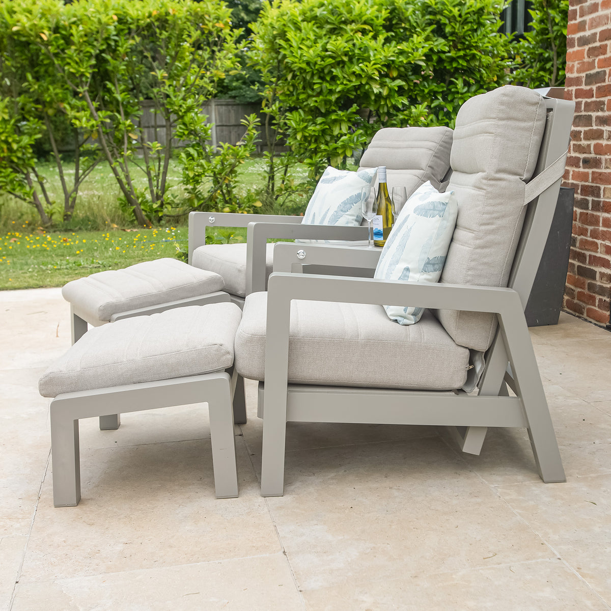 Bracken Outdoors Baltimore Aluminium Duo Recliner Garden Furniture Set