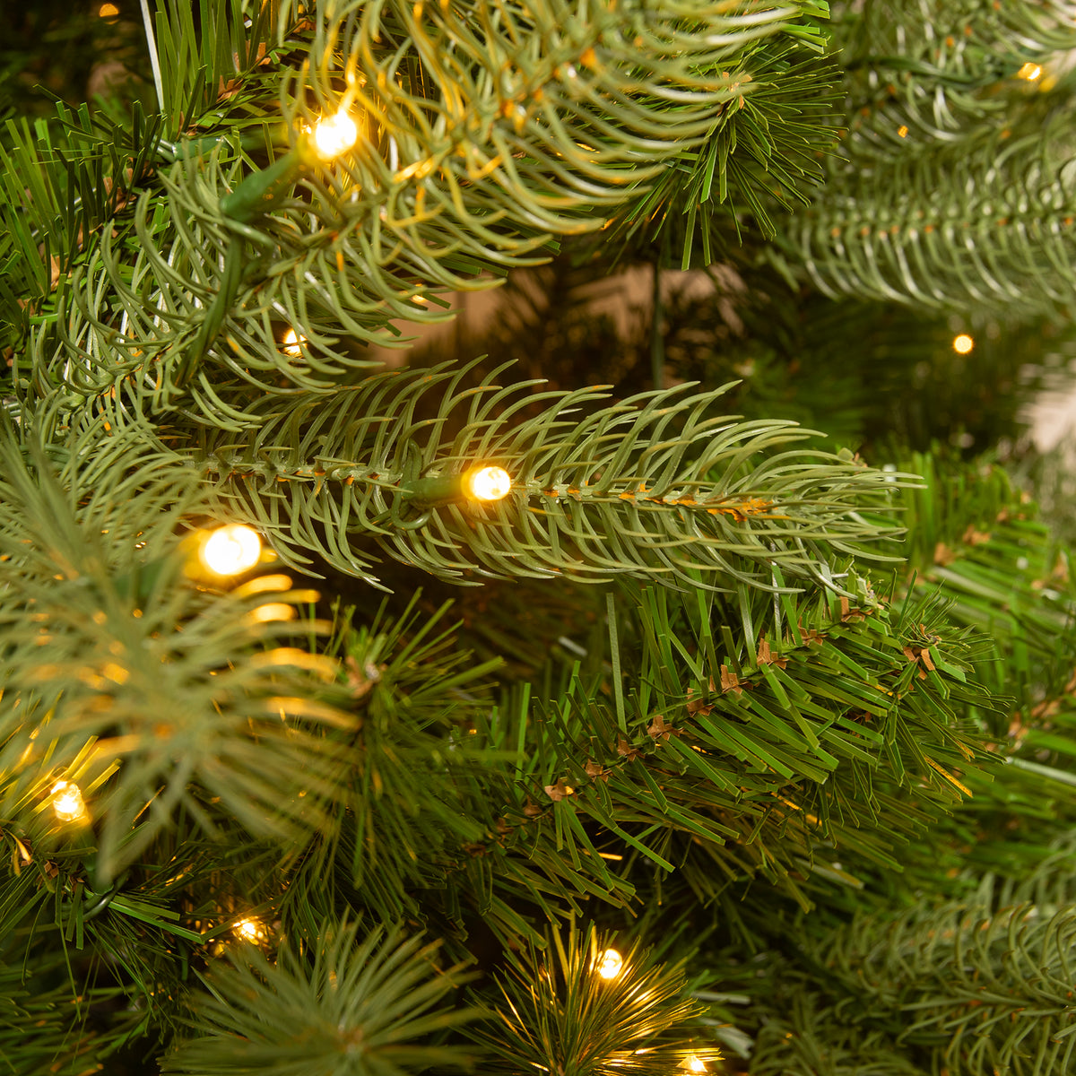 Clarendon Artificial Pre-Lit PE Christmas Tree 6.5FT, 7.5FT
