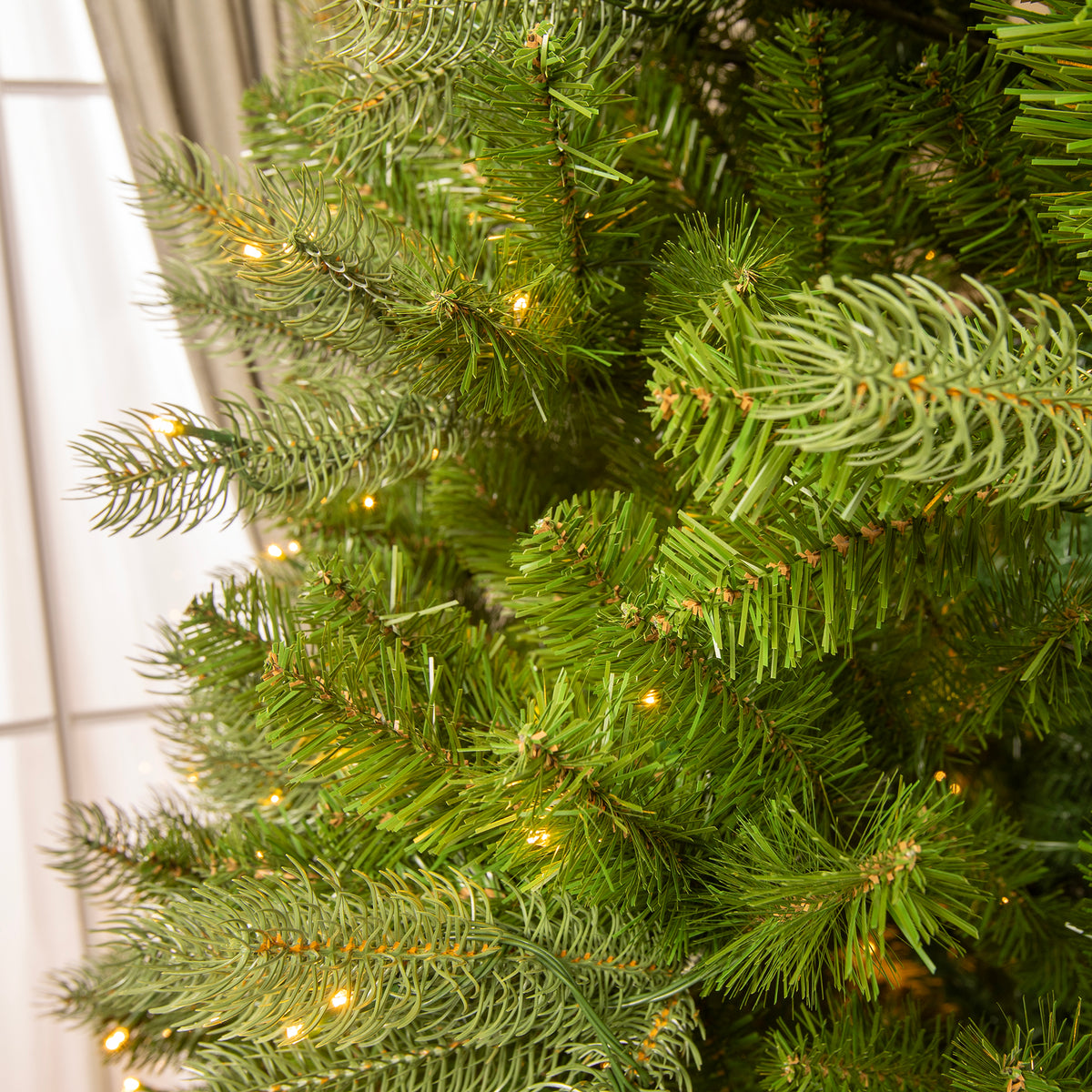 Clarendon Artificial Pre-Lit PE Christmas Tree 6.5FT, 7.5FT