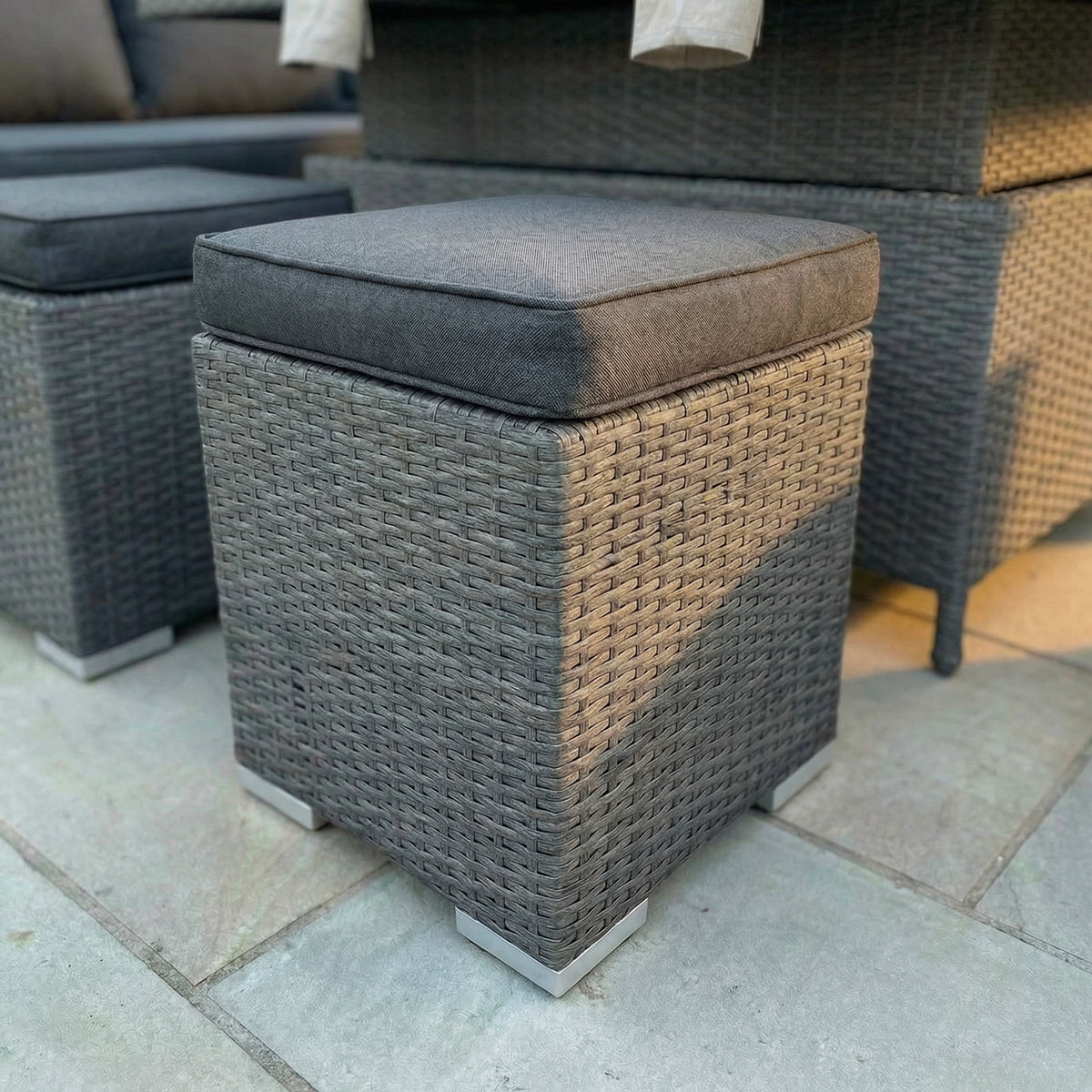 Bracken Outdoors Dakota Rectangular Corner Sofa Garden Furniture Set with Height Adjustable Table