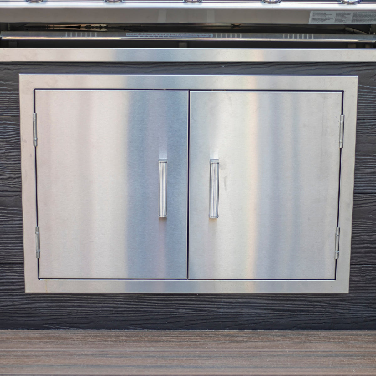 Draco Grills Stainless Steel Build-in Outdoor Kitchen Double Door **** Ex Display ****