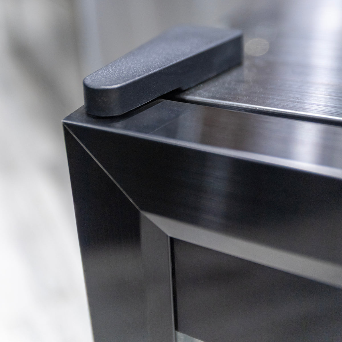 Draco Grills Outdoor Kitchen Black Stainless Steel Build-In Single Left Hand 60L Fridge