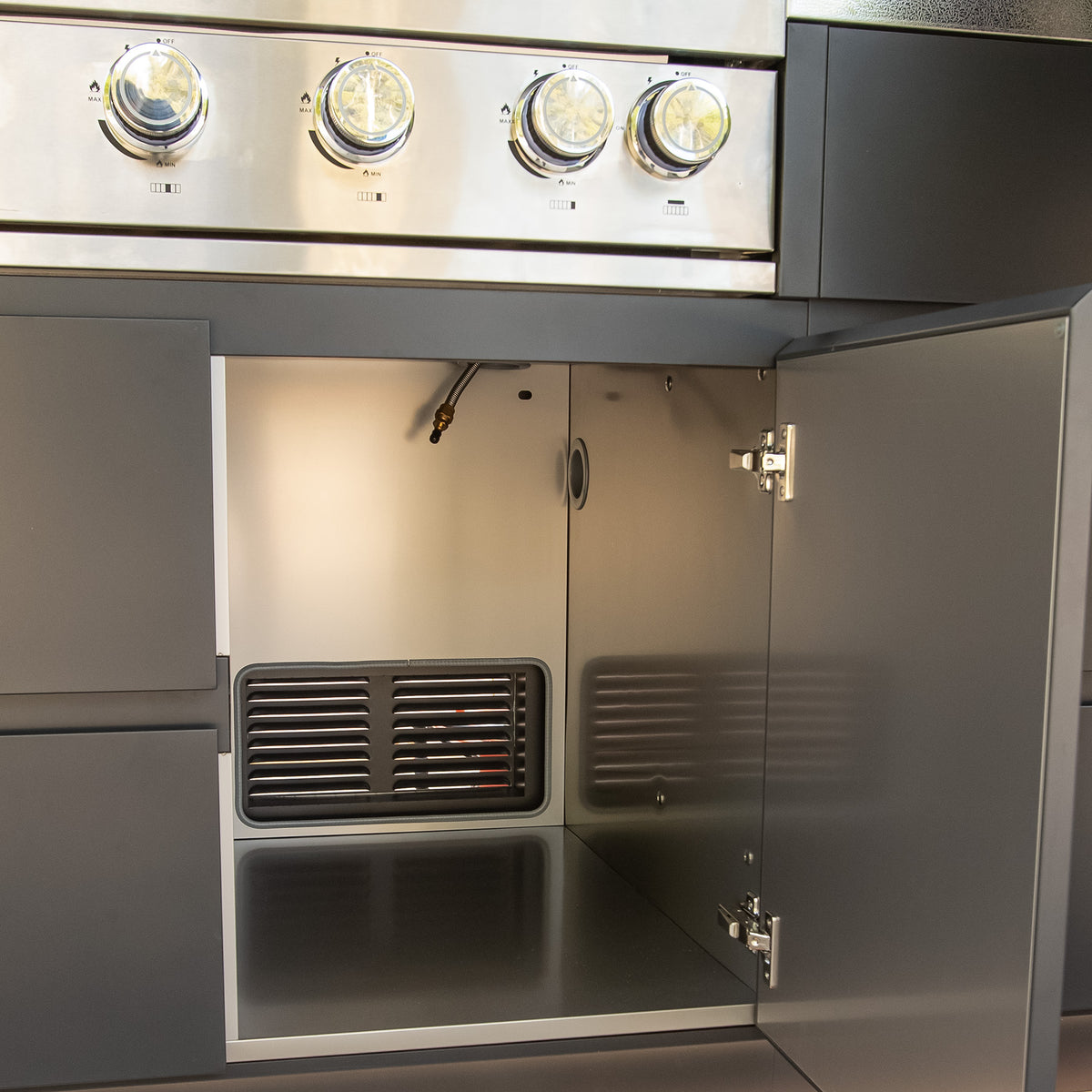 Draco Grills Outdoor Kitchen Garden Pod with 6 Burner Stainless Steel Barbecue and Fridge