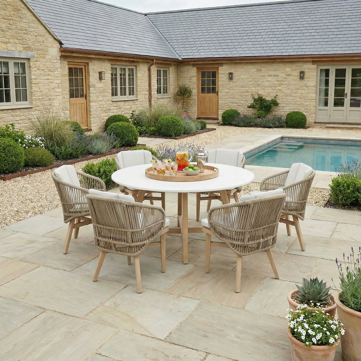 Bracken Outdoors Fairford Eucalyptus Wood and Rope 6 Seat Round Dining Set