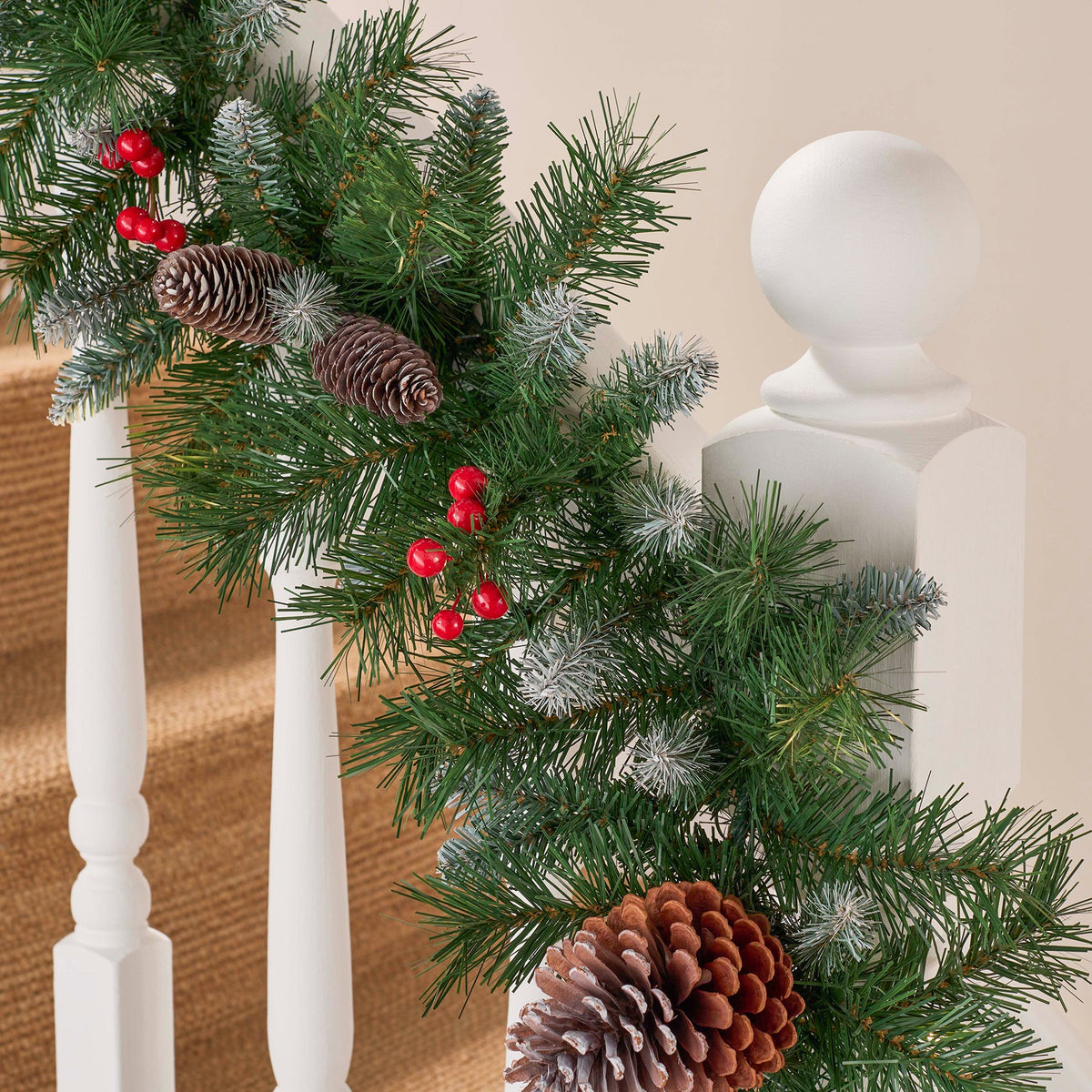 The Christmas Centre Frosted Winterberry 9ft (275cm) Prelit Christmas Garland with Warm White Battery Operated LED Lights