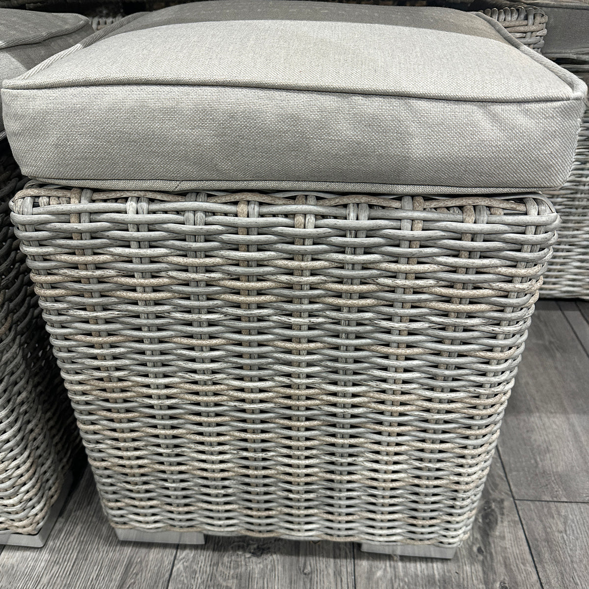 Bracken Outdoors Richmond Square Rattan Corner Sofa Garden Furniture Set with Height Adjustable Table